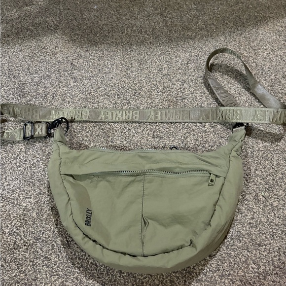 Brixley Viral Crossbody Bag - Picture 1 of 6